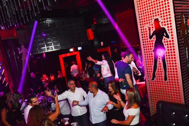 Diva Club On Saturday Night